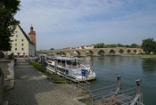 Regensburg - Donau und Steinerne Brücke