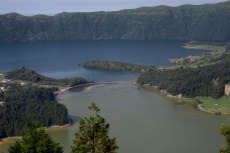 Lagoa Azul und Lagoa Verde