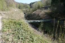 Bergischer Streifzug #15 - Bergbauweg - Brücke des Brunsbach über die Eisenbahnstrecke