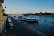 Kulturschätze der Donau - Budapest - Liegeplatz der Bolero