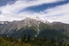 Georgien - Wanderung über den Baki-Pass, Blick auf den Uschba (4737m)