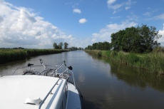 Mit dem Hausboot durch Friesland