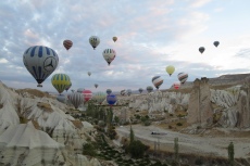 Kappadokien: Ballone über dem Rosental
