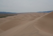 Mongolei: Sand, so weit das Auge reicht