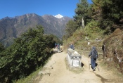 Nepal - Auf dem Weg von Lukla nach Phakding