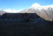 Nepal - Kongde Hotel vor dem Everest