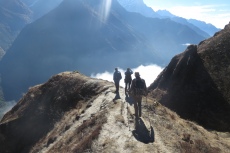 Nepal - Auf dem Abstieg von Kongde nach Phakding
