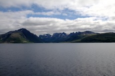 Nordkap, Hurtigruten und Lofoten: Im Sortlandsund