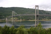 Nordkap, Hurtigruten und Lofoten: Tjeldsund-Brücke