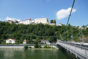 Passau - Blick auf Veste Oberhaus und Prinzregent-Luitpoldbrücke